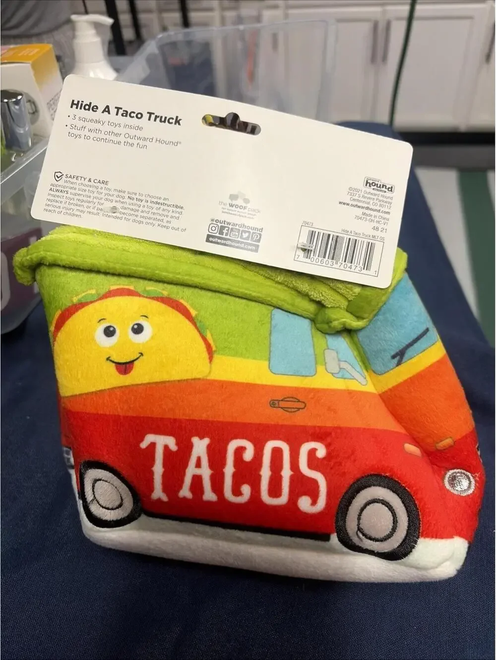 OUTWARD HOUND Hide A TACO TRUCK Mitt Squeaky HIDE & SEEK Fun for Dogs 9.5